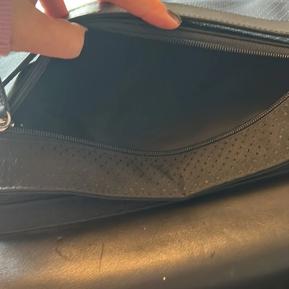 Pacific Design Business Laptop Bag Travel Carry-On Sachel Black w Shoulder Strap